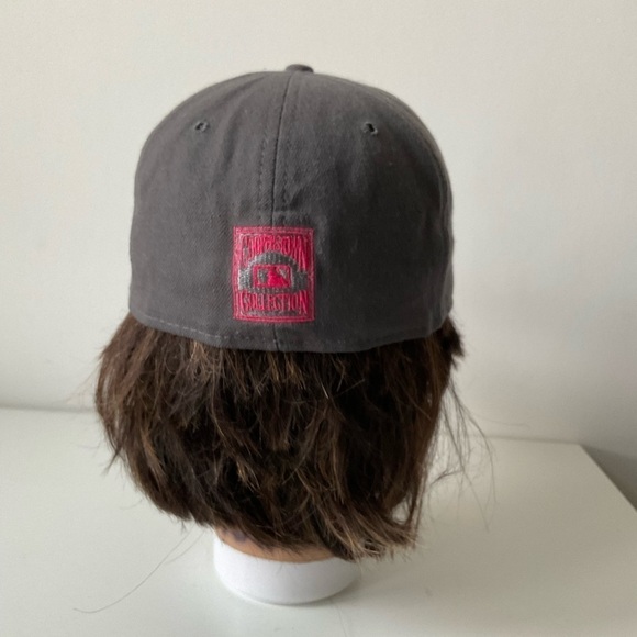 Gray and Pink Women's Cap - Picture 4 of 7